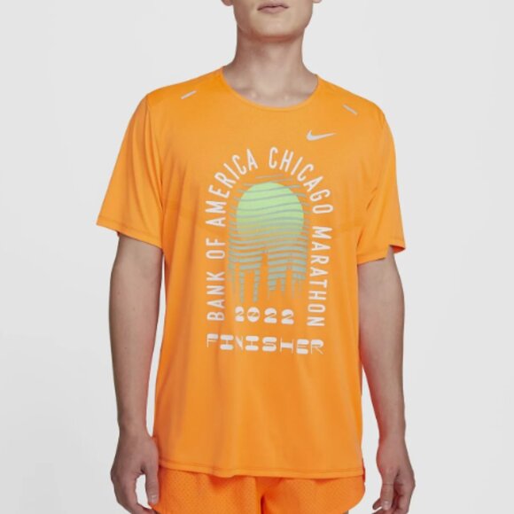 NWT Mens Nike 2022 Chicago Marathon Finisher Tee - Picture 1 of 4